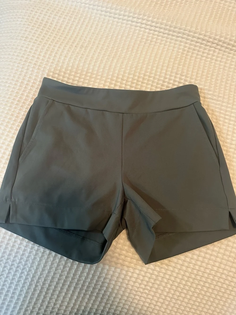 Rachel Zoe Women’s Shorts Casual Performance